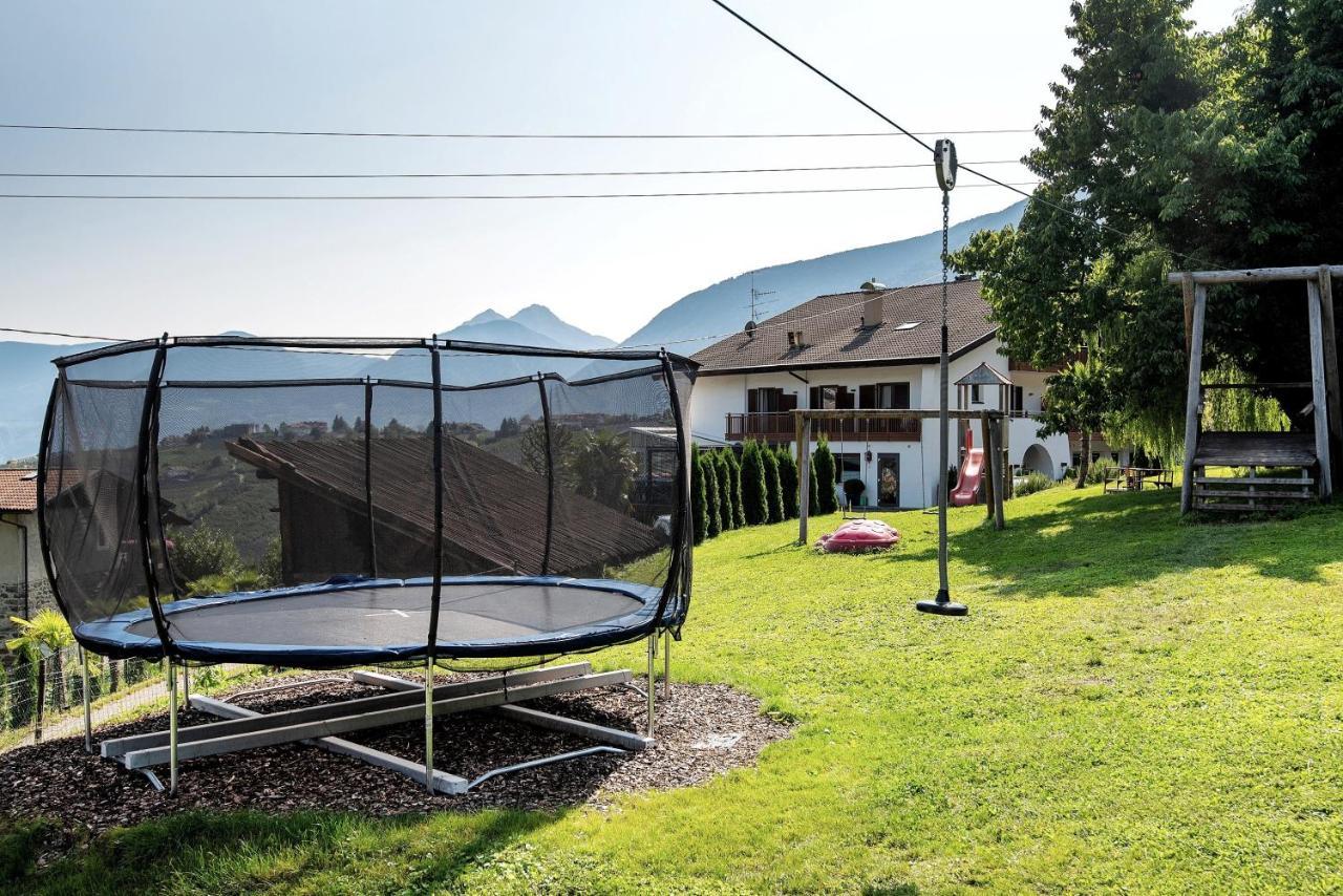 Hotel Brunnhofer Tirolo Exteriör bild
